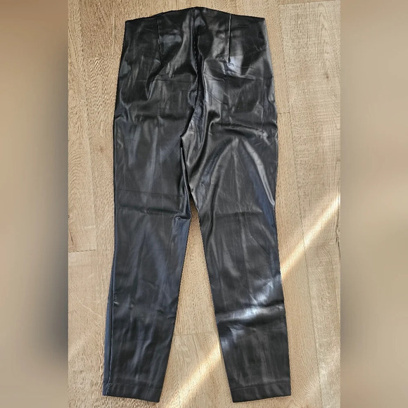 Buckle J is for Justify Black Faux Leather Parted Seam Pants - Picture 7 of 10